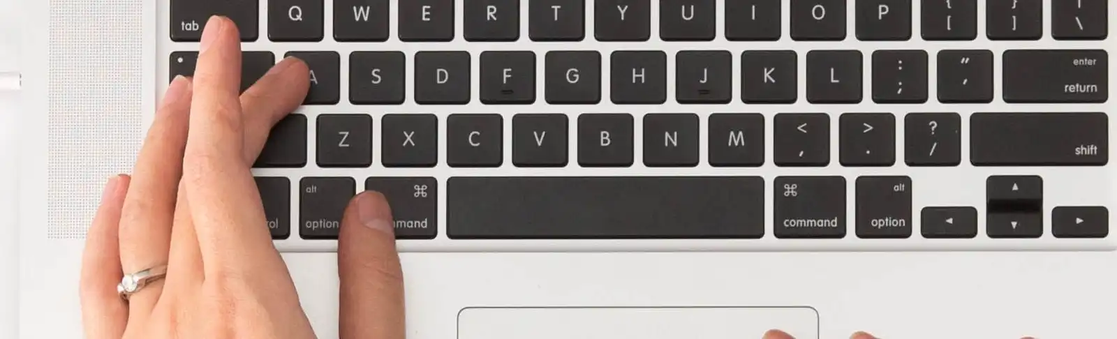 avel-chuklanov-DUmFLtMeAbQ-unsplash